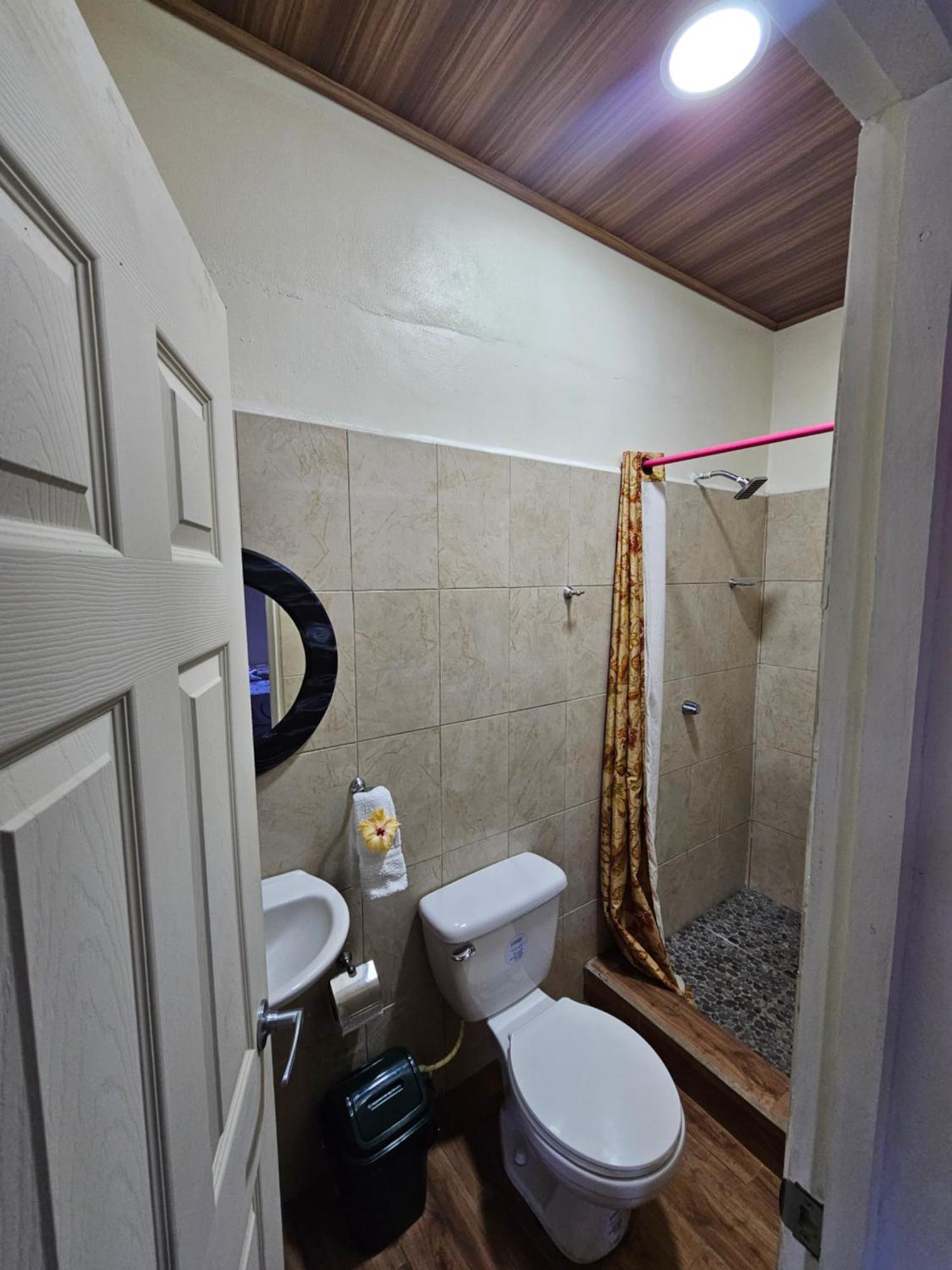 Hostal Mama Derlys Moyogalpa Exterior photo