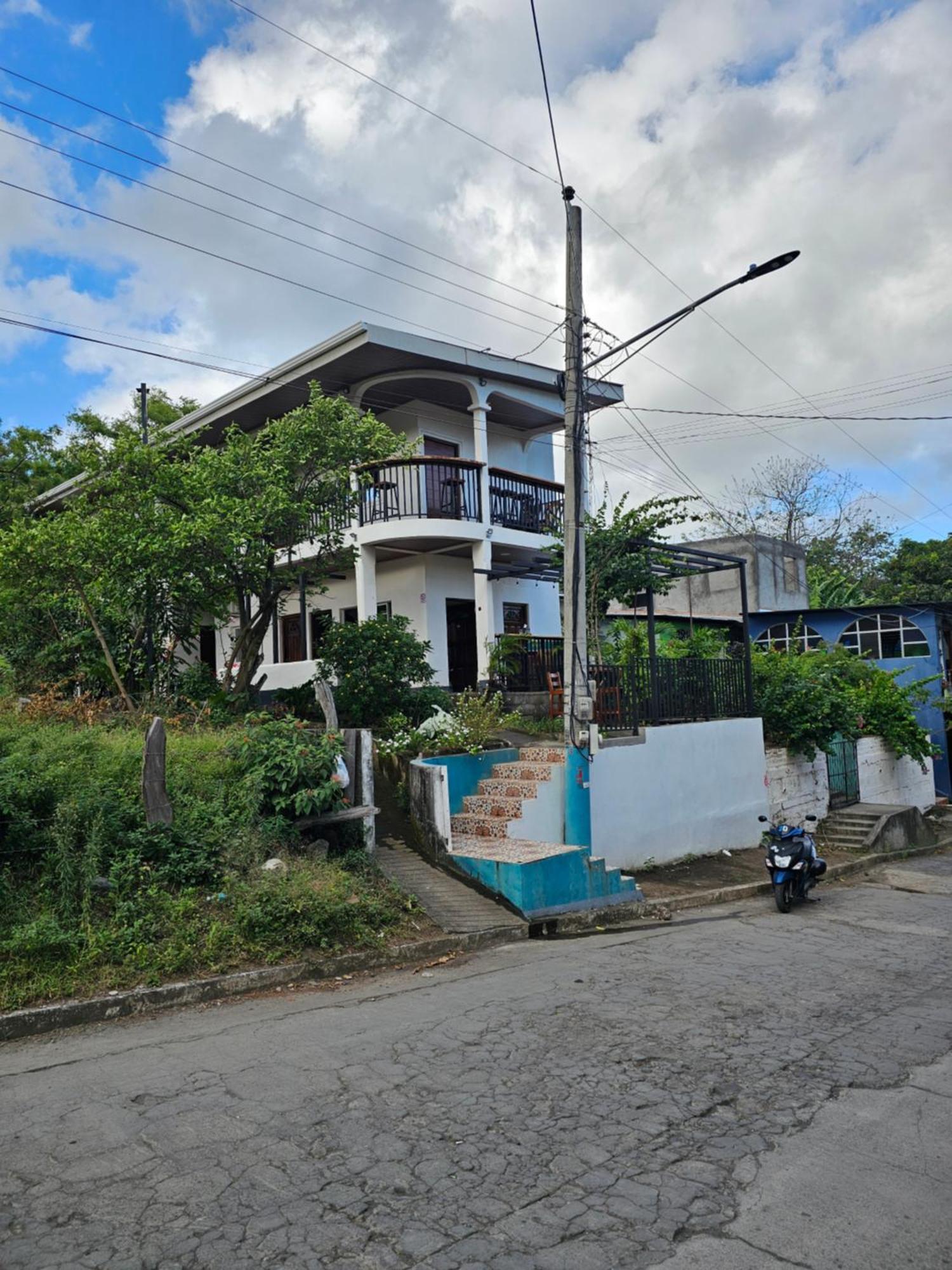 Hostal Mama Derlys Moyogalpa Exterior photo