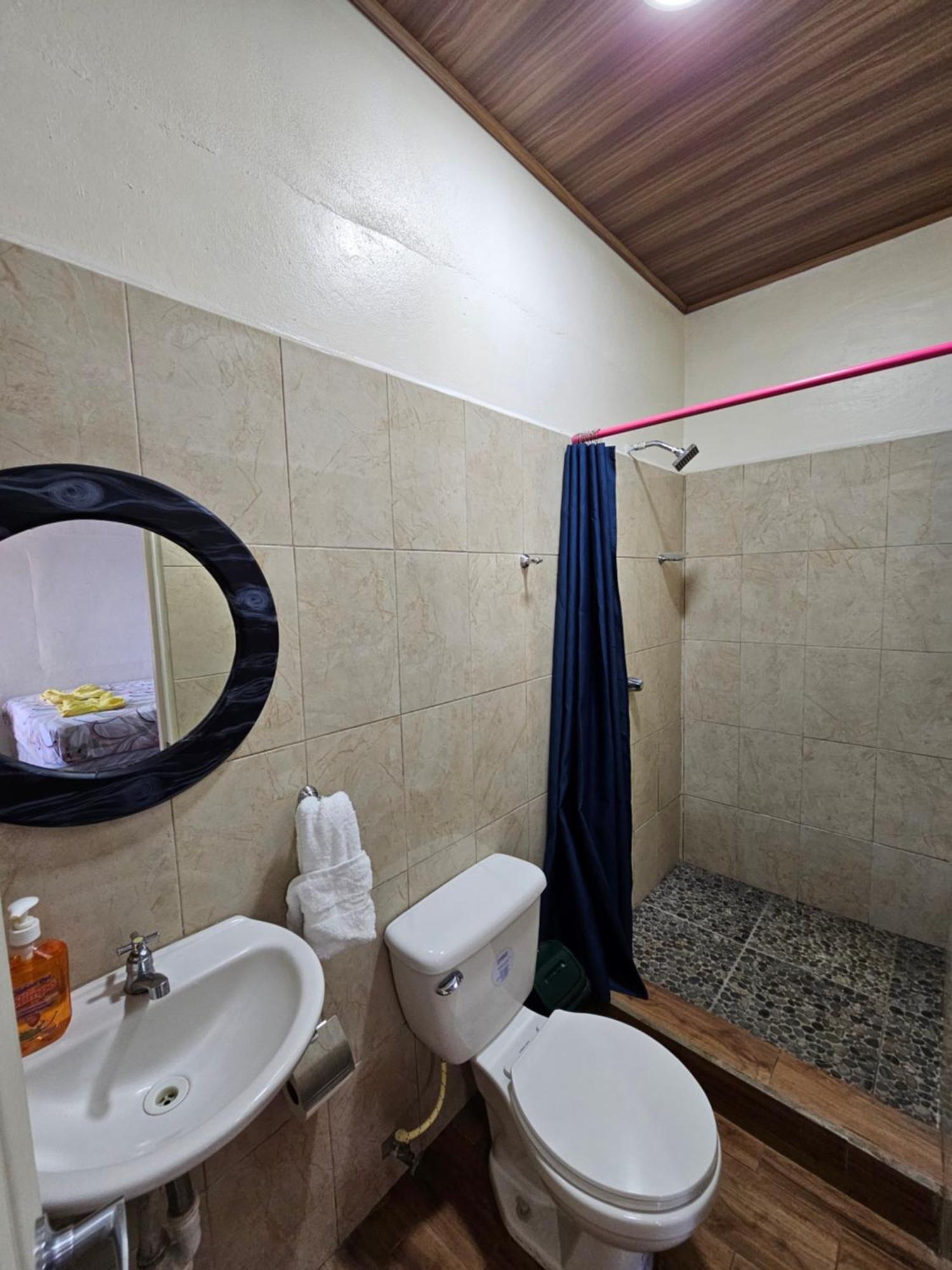Hostal Mama Derlys Moyogalpa Exterior photo