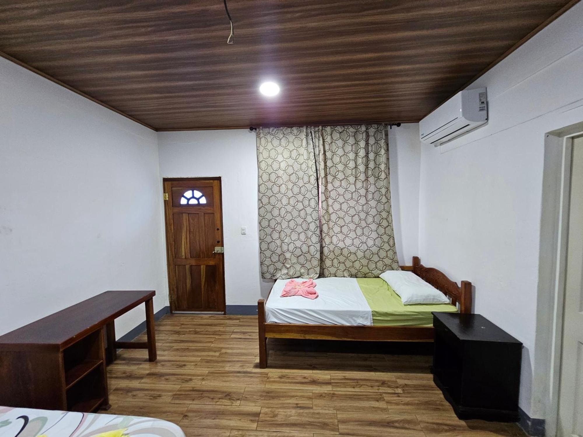 Hostal Mama Derlys Moyogalpa Exterior photo